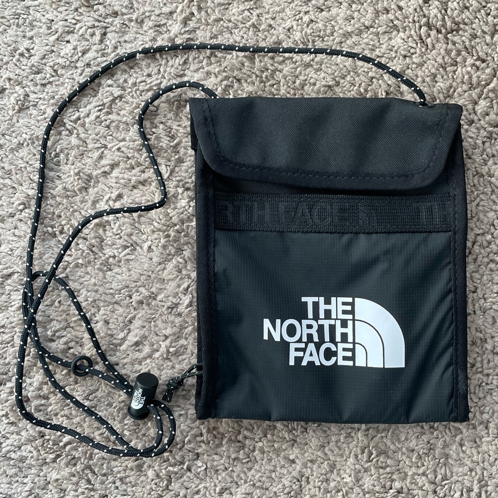 Northface - Bozer Neck Pouch - Black